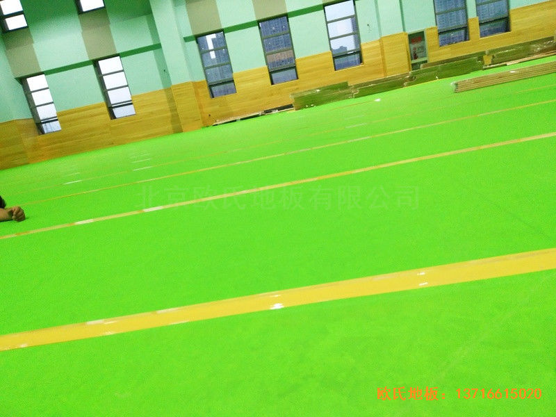 武漢廣阜屯小學清江錦城分?；@球館運動地板施工案例3