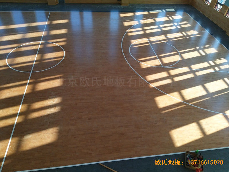 武漢廣阜屯小學清江錦城分?；@球館運動地板施工案例4