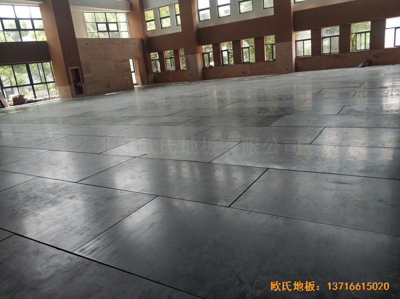 江蘇常州同濟中學(xué)運動館體育地板施工案例2